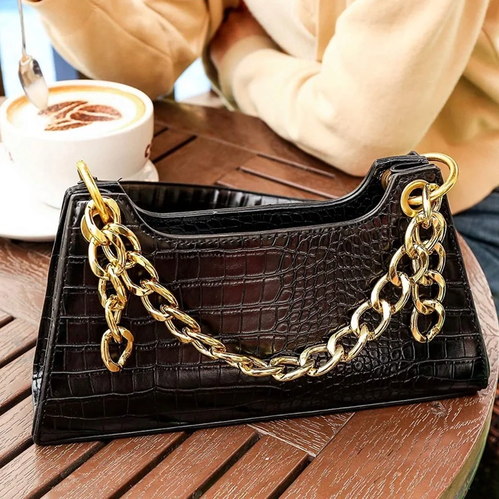 NWOT Amazon Crocodile Black & Gold Chain Shoulder Bag - Picture 2 of 8